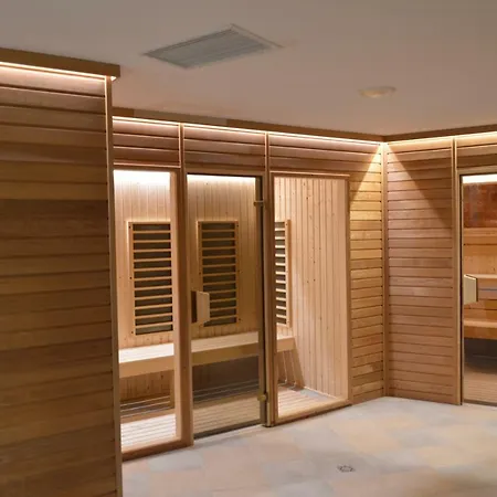 Resort Complex Elena